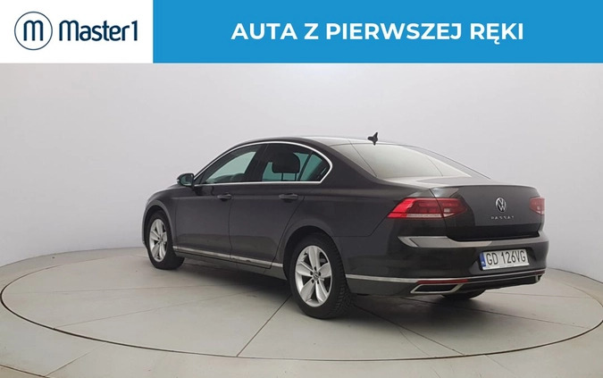 Volkswagen Passat cena 99850 przebieg: 145777, rok produkcji 2020 z Sieradz małe 191